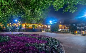 Hotel Raices Esturion
